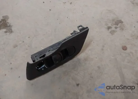 2013 Nissan Altima 2.5 Sv z USA, uszkodzony, nr VIN 1N4AL3AP0DC251118